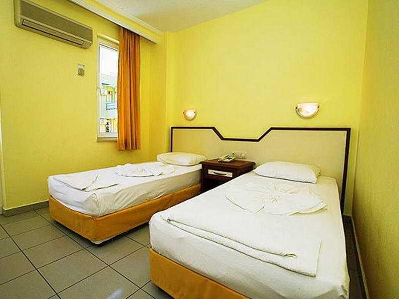 Kleopatra Aydin Hotel Аланя Екстериор снимка