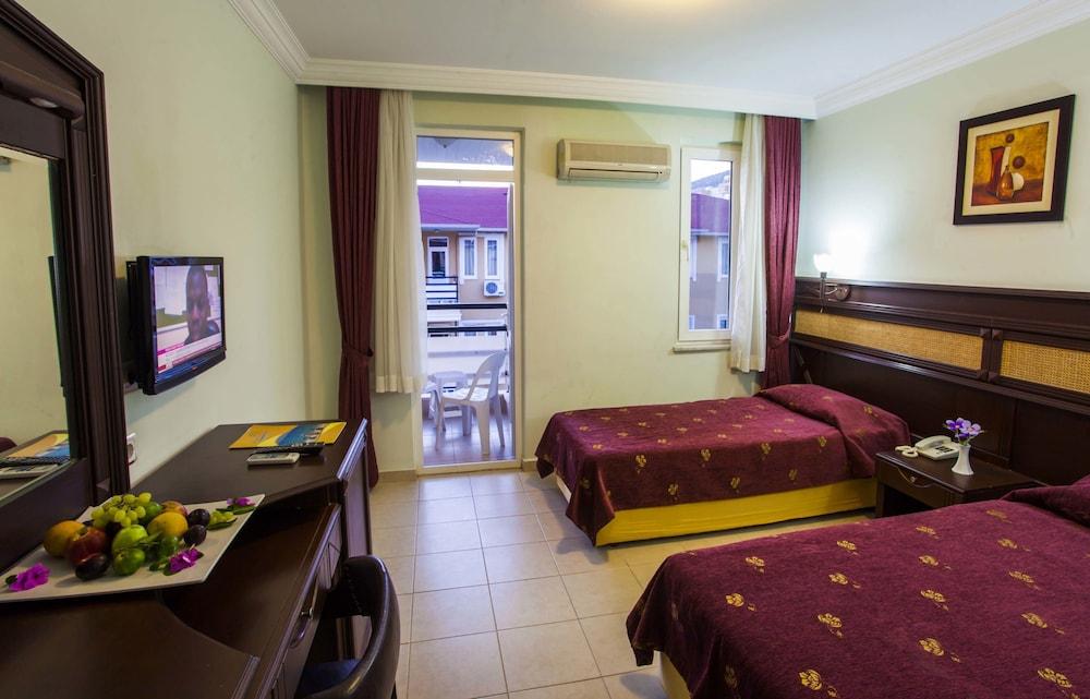 Kleopatra Aydin Hotel Аланя Екстериор снимка