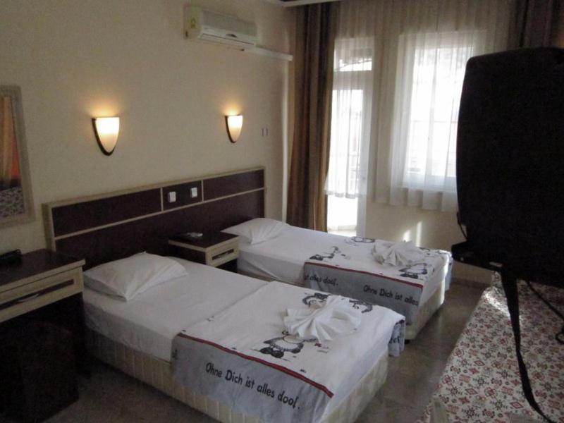 Kleopatra Aydin Hotel Аланя Екстериор снимка