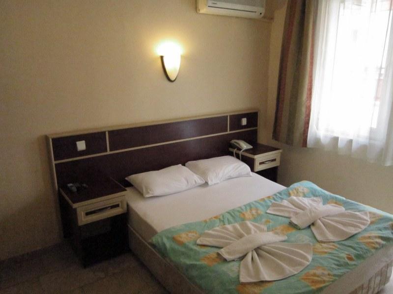 Kleopatra Aydin Hotel Аланя Стая снимка