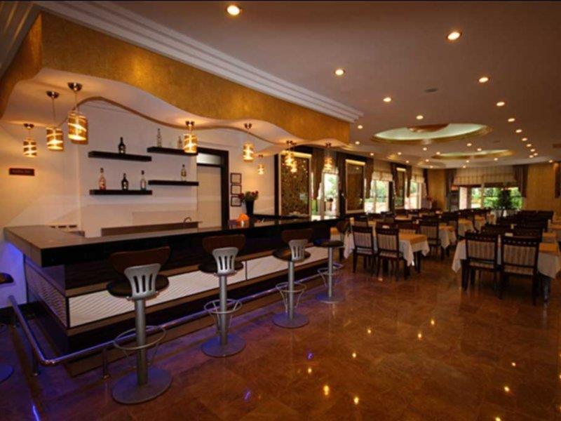 Kleopatra Aydin Hotel Аланя Екстериор снимка